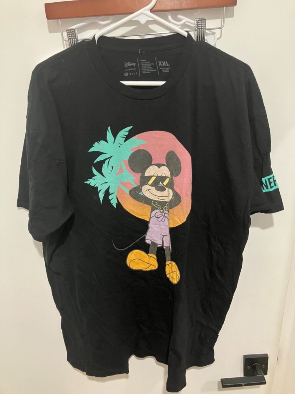 Neff X Disney Mickey Mouse Black T-Shirt XXL Palm Trees Sunglasses Sunset